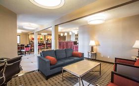 Quality Inn & Suites Boonville - Columbia